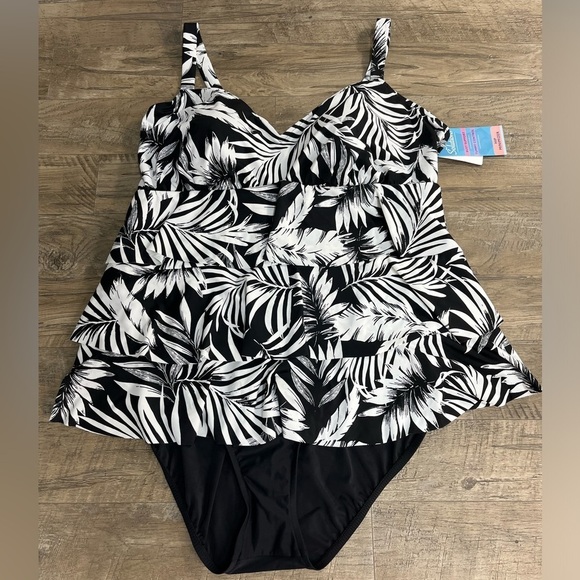 NWT Swim Solutions Triple Tier Fauxkini One Piece - Picture 2 of 12